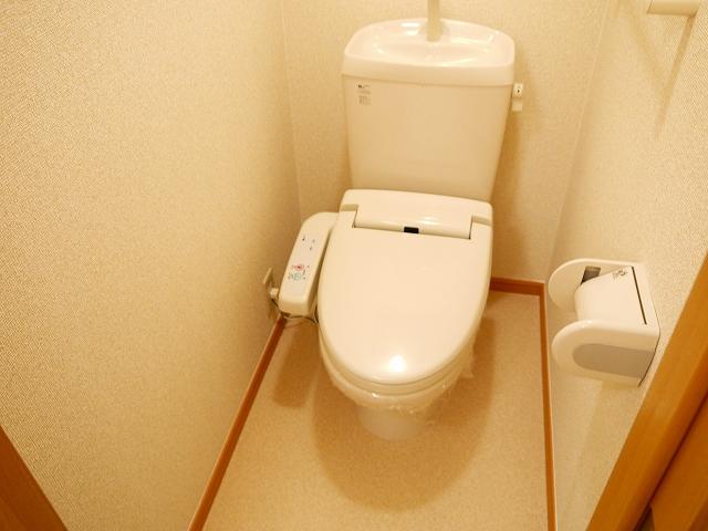 トイレ　ゆったりとした空間のトイレです