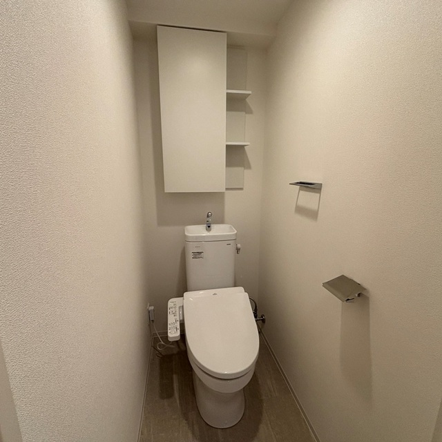 トイレ　※写真は同タイプ住戸です。