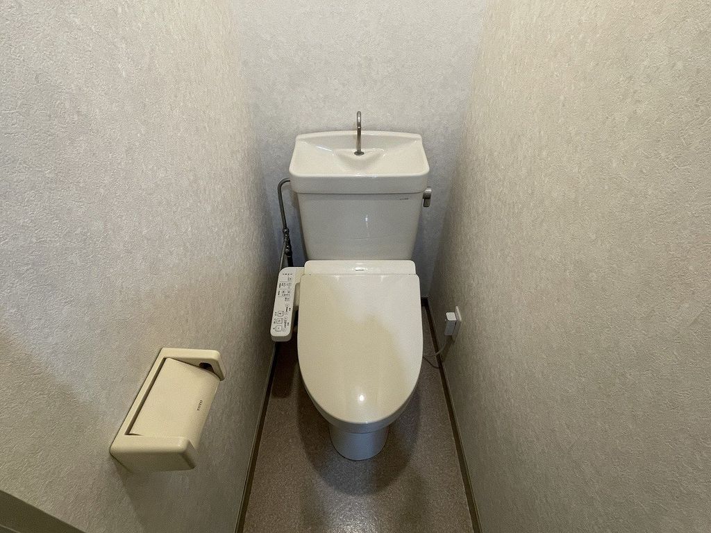 トイレ　トイレ