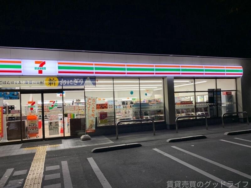 コンビニ　セブンイレブン京都西大路八条北店（コンビニ）まで309m