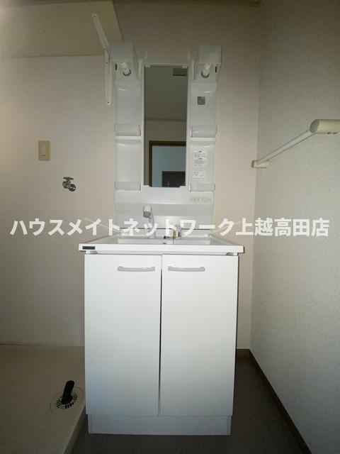 洗面設備　洗髪洗面化粧台