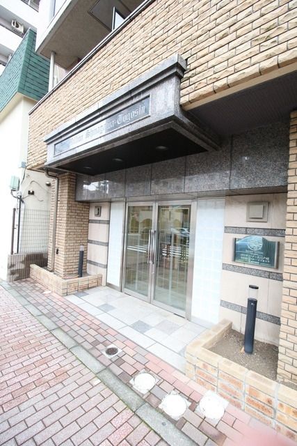 エントランス　☆正面玄関☆