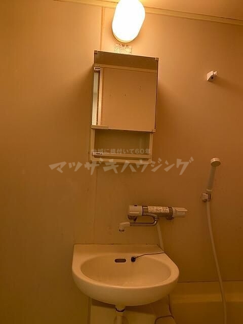 洗面設備　参考写真