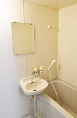 洗面設備　別号室の画像です。ご参考下さい