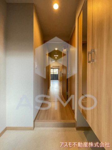 玄関　同マンション別部屋参考写真