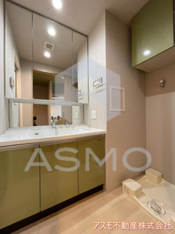洗面設備　同マンション別部屋参考写真