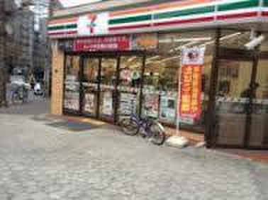 コンビニ　セブンイレブン大阪玉造1丁目店（コンビニ）まで244m