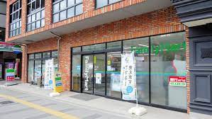コンビニ　ファミリーマート 大須一丁目店（コンビニ）まで69m