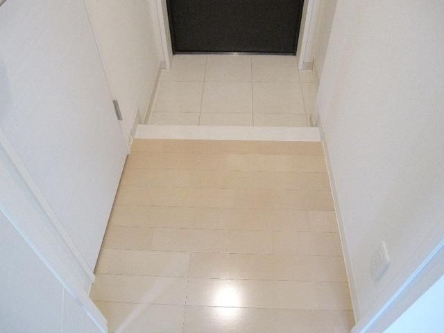 玄関　玄関ホール