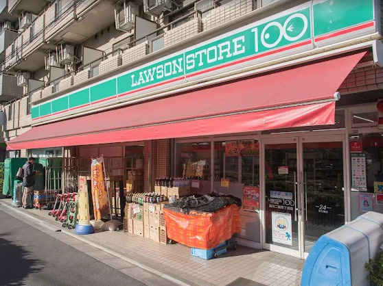 コンビニ　ローソンストア100 品川二葉四丁目店（コンビニ）まで689m