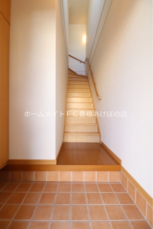 玄関　同型別部屋