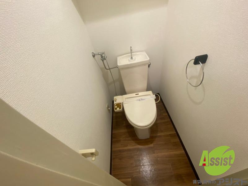 トイレ　こちらはトイレです。清潔感があり、安心して使用できます。