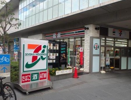 コンビニ　セブンイレブン 堂島クロスウォーク店（コンビニ）まで50m