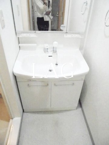 洗面設備　洗面台です。
