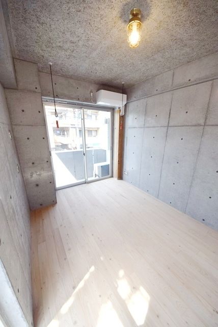 その他部屋・スペース　★コンクリート打ちっぱなしのオシャレな内装です。