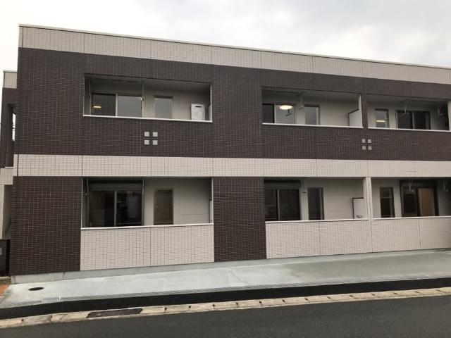エントランス　外観写真（昼）