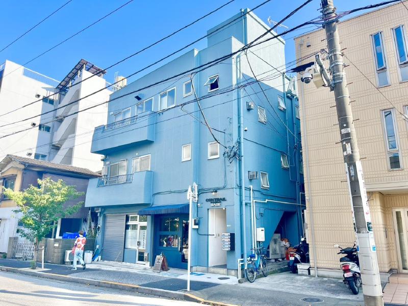 コントレールセンジュベースの外観写真