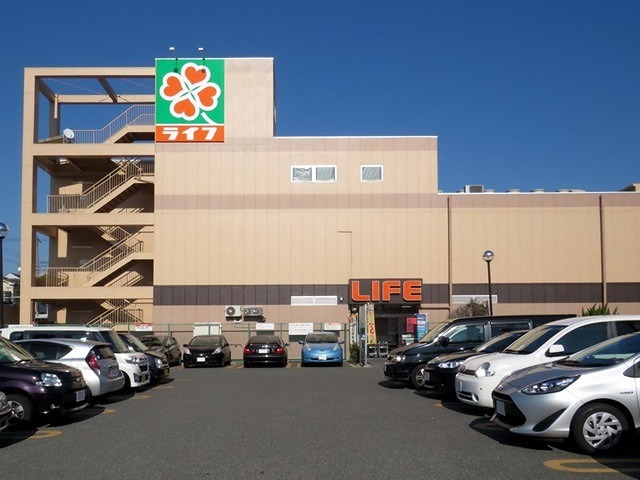 スーパー　ライフ 住吉店（スーパー）まで377m