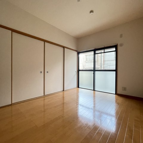 居室・リビング　同仕様タイプです