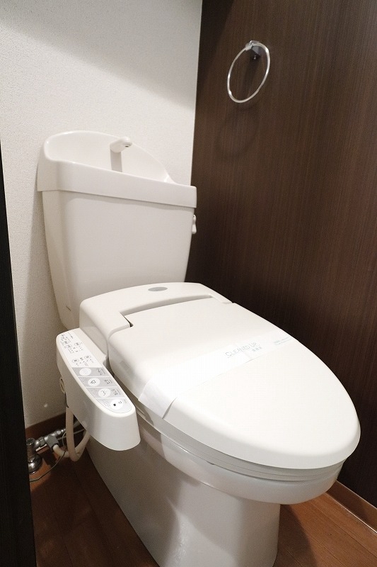 トイレ　別号室