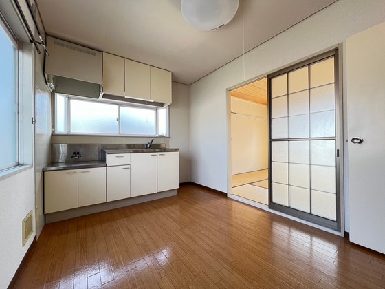 居室・リビング　※別部屋の写真です