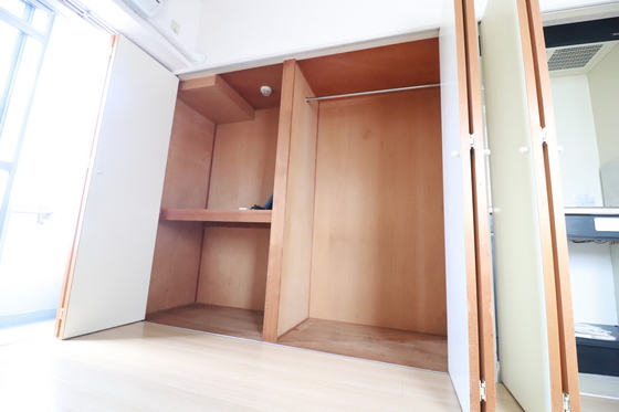 収納　※別部屋の写真です