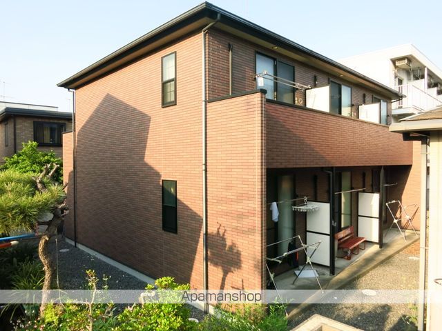 アンプルール・ブワ橋本の外観写真