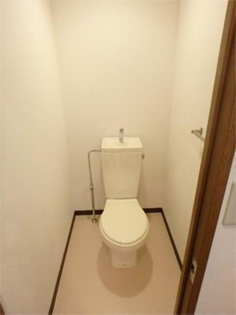 ＪＲ横浜線 相原駅 徒歩15分 2階建 築28年のトイレ写真