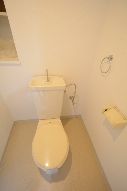 トイレ　ウォシュレット付きのトイレです♪