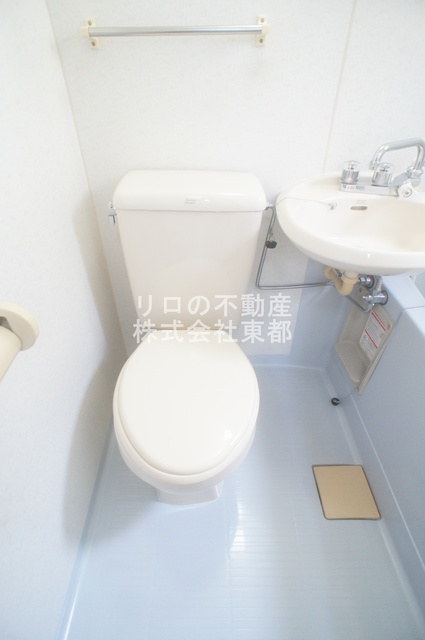 トイレ　清潔感ある洋式トイレです☆お掃除も楽々です！！