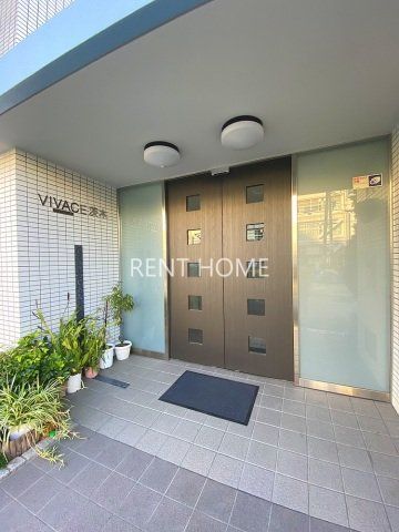 エントランス　オートロック完備