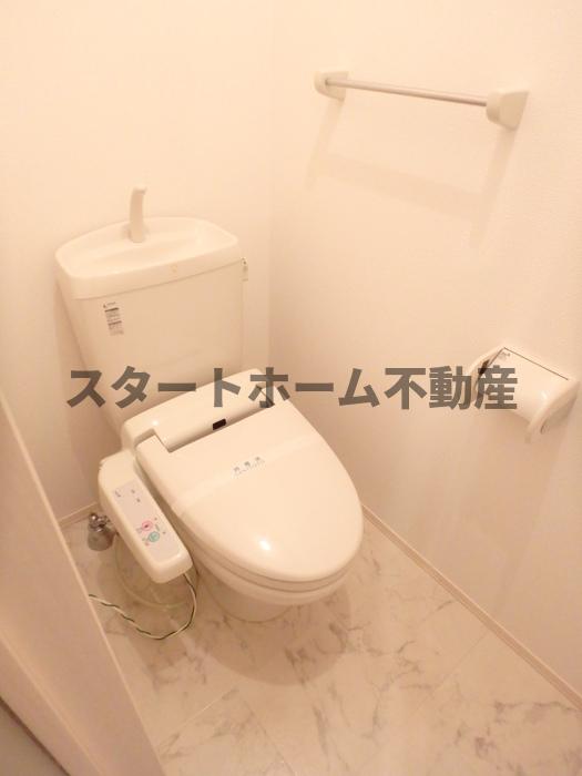 トイレ　トイレもきれいです
