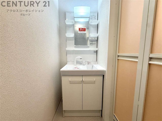 洗面設備　独立洗面化粧台付きでおすすめです！