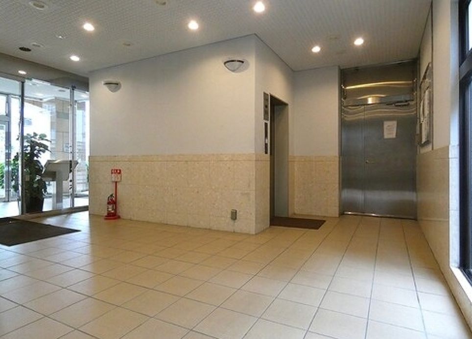 ライオンズプラザ鶯谷の外観写真