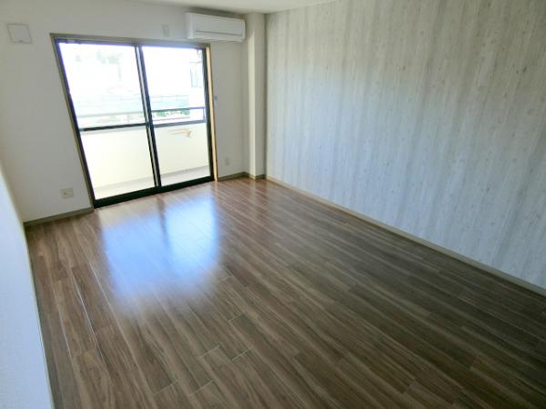 居室・リビング　写真は別のお部屋のイメージです