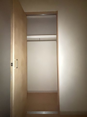 ＪＲ阪和線 富木駅 徒歩4分 3階建 築1年の内装写真