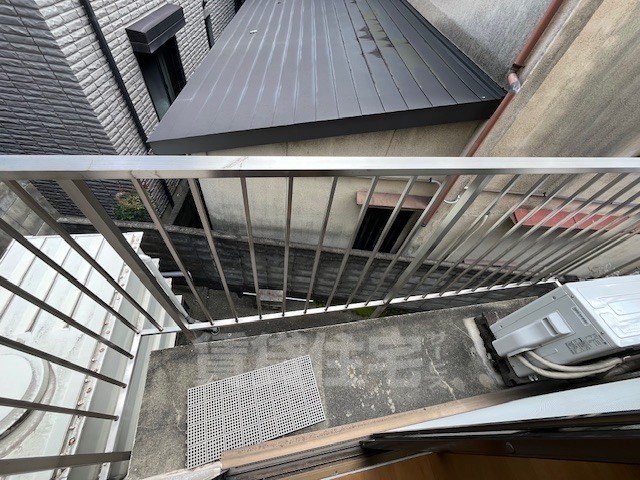 地下鉄東西線 椥辻駅 徒歩10分 3階建 築39年の内装写真