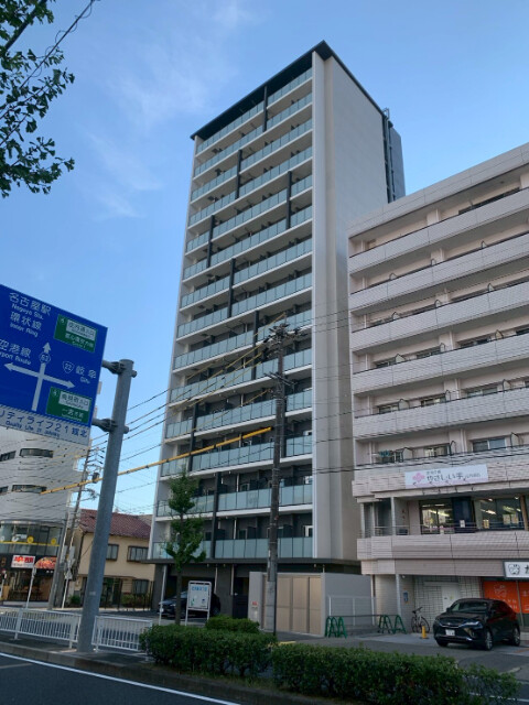 ルネフラッツ庄内通駅前.