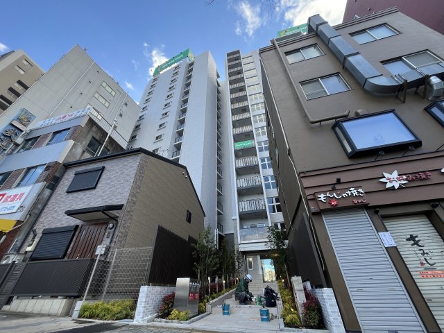 地下鉄千日前線 日本橋駅 徒歩9分 15階建 築1年の外観写真