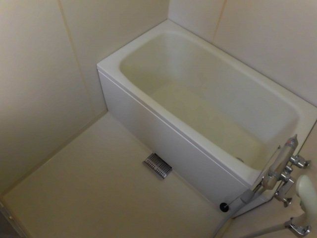 バス・シャワールーム　別部屋写真です。