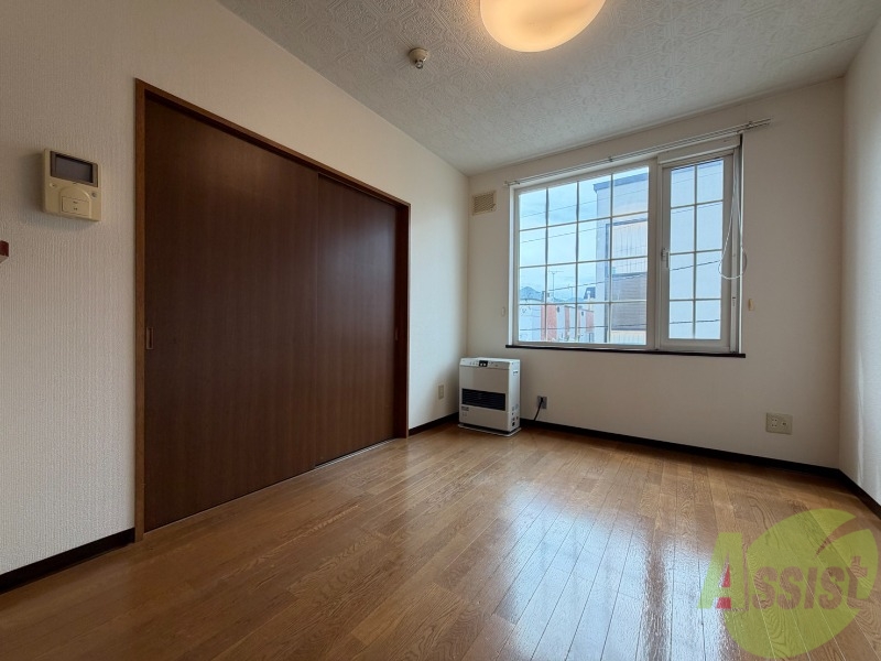 居室・リビング　広くてキレイなお部屋が広がっていて、充実した生活が送れそう。