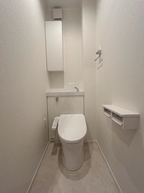ＪＲ中央線 荻窪駅 徒歩12分 2階建 築2年のトイレ写真