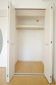 収納　同物件別部屋反転写真