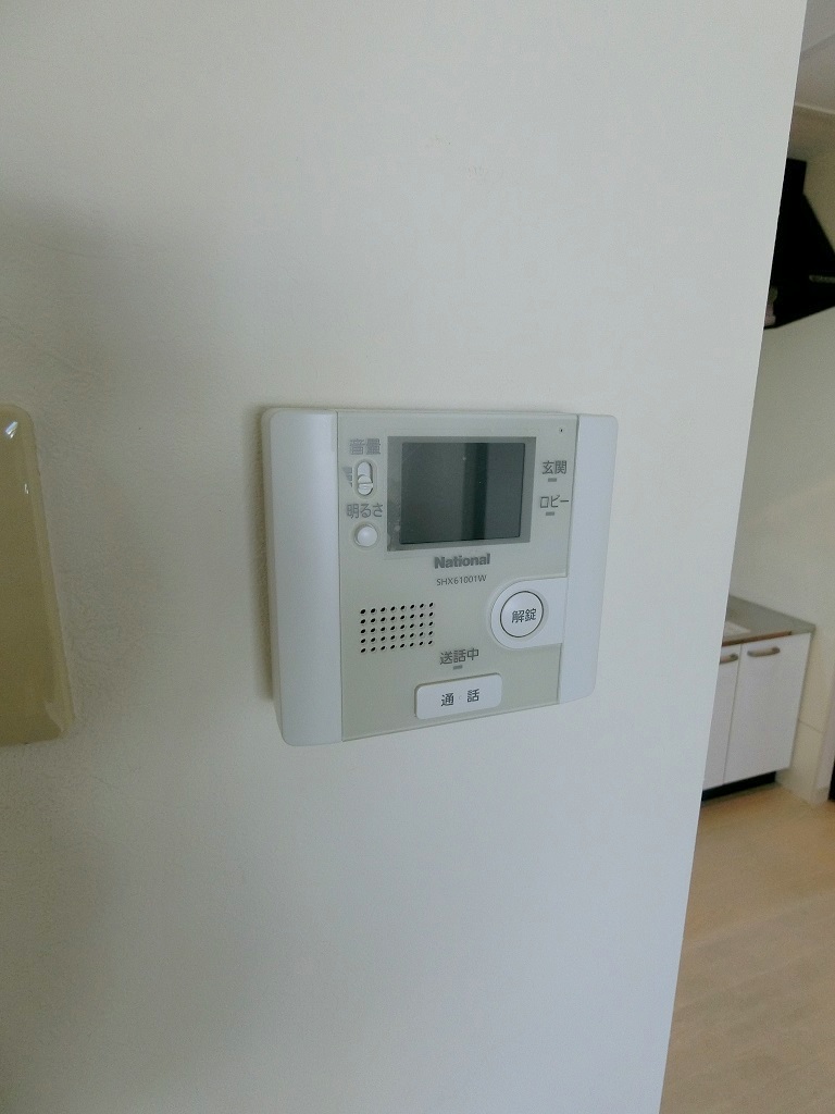 セキュリティ　TVモニターホン付きです。