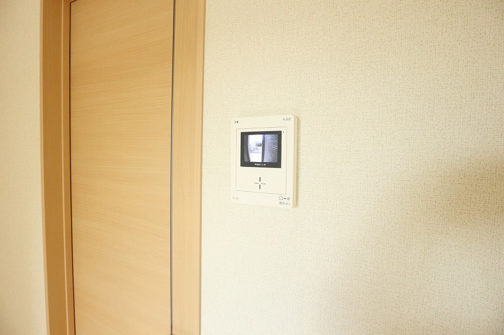 セキュリティ　TVモニターホン標準装備