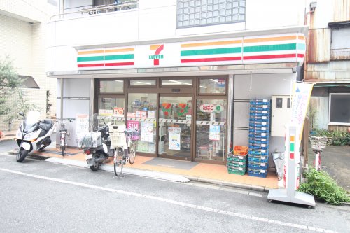 コンビニ　セブンイレブン　台東谷中三丁目店（コンビニ）まで134m