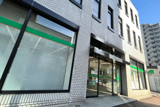 銀行　りそな銀行錦糸町支店（銀行）まで931m