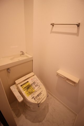 グランドソレーユ東山本IIのトイレ写真