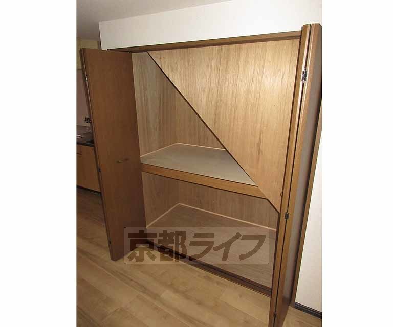 収納　大きな収納もあって便利！