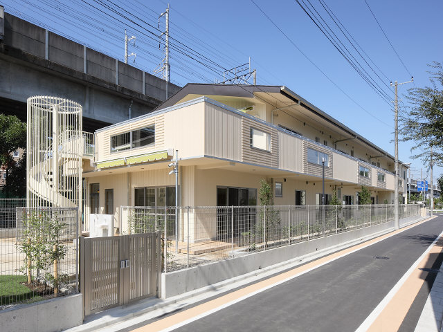 幼稚園・保育園　とだ虹保育園（幼稚園・保育園）まで451m